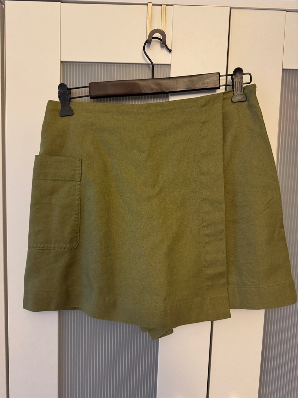 Uniqlo Olive Green A-Line Skort with Pocket